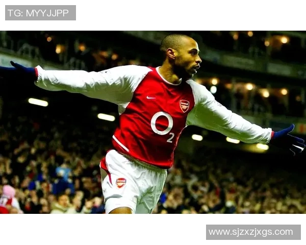 从绿茵传奇到巨星时代足球明星成长与辉煌历程